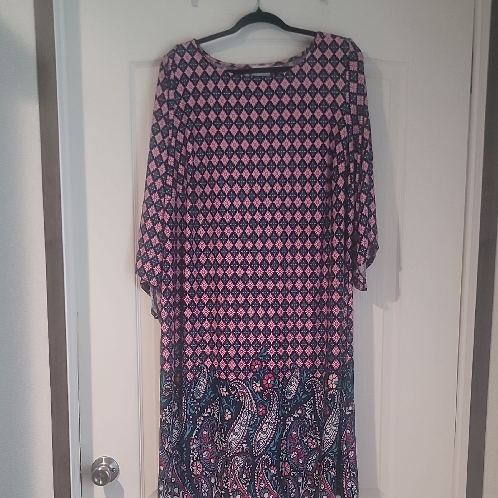 Kim Rogers Curvy Womans Pink and Blue Patterned Dress Size 2X